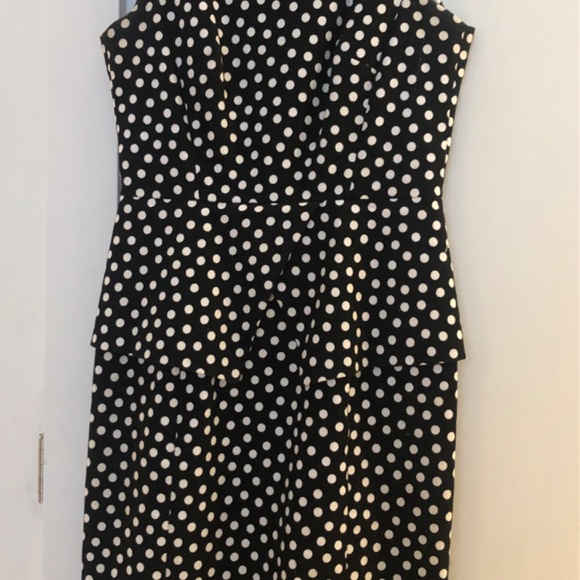 Polka dot Dress - Picture 3 of 4